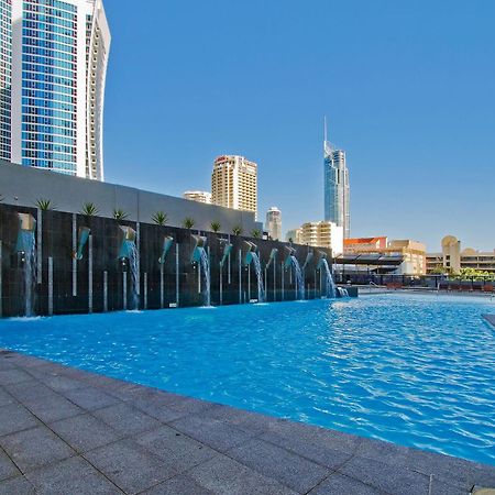 5 Bedroom Executive Sub Penthouse In The Heart Of Surfers With Full Ocean Views - Sleeps 12 - Circle On Cavill Amazing!! Гоулд Коуст Екстериор снимка