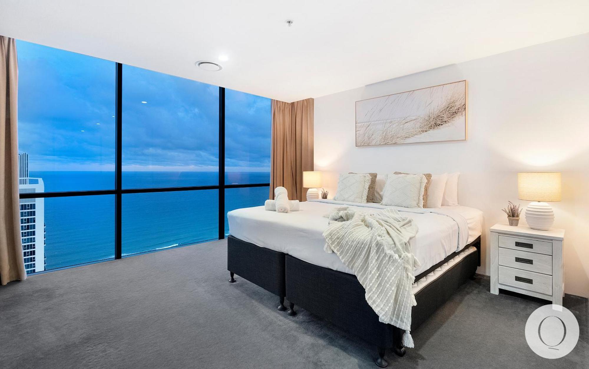 5 Bedroom Executive Sub Penthouse In The Heart Of Surfers With Full Ocean Views - Sleeps 12 - Circle On Cavill Amazing!! Гоулд Коуст Екстериор снимка