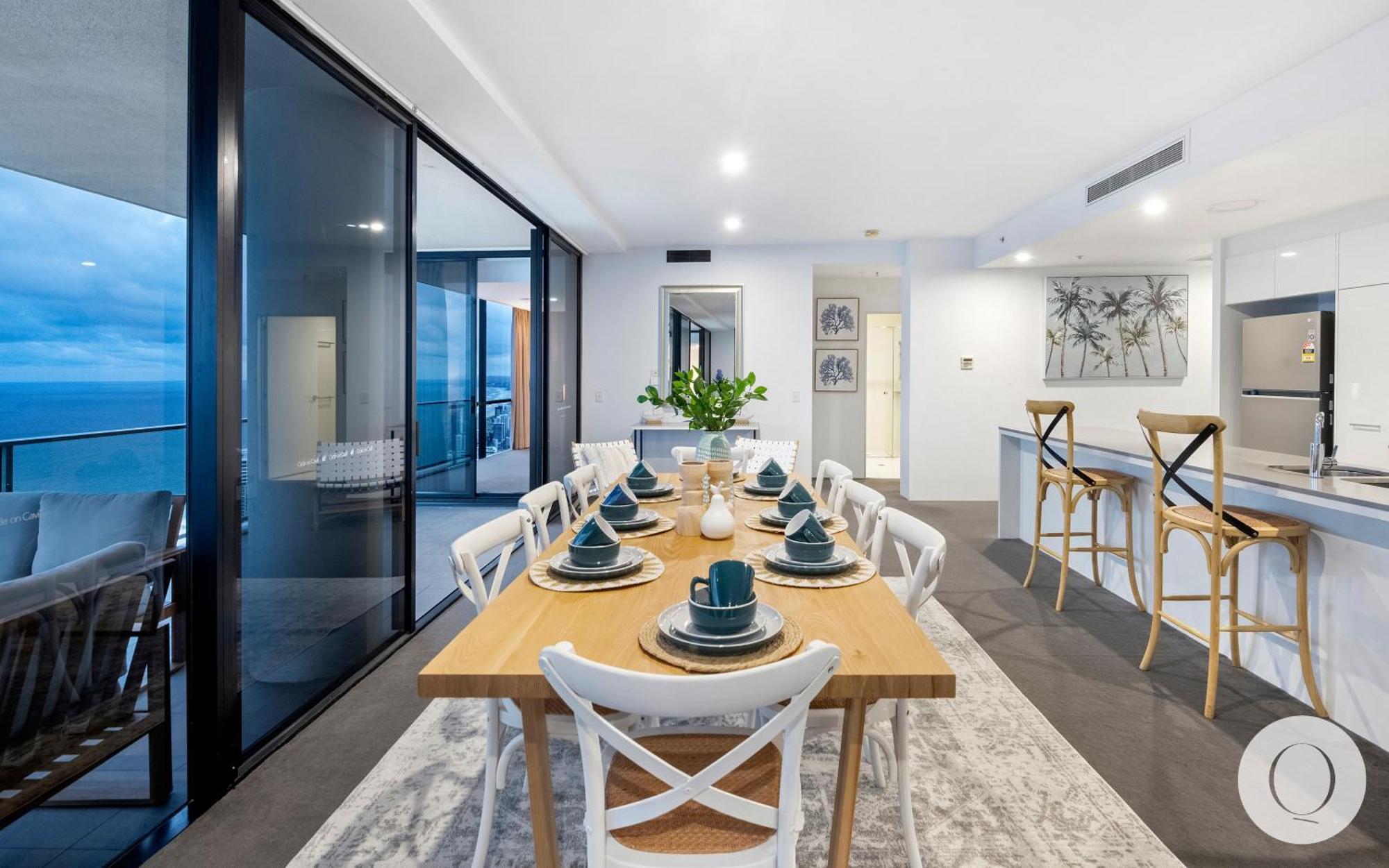 5 Bedroom Executive Sub Penthouse In The Heart Of Surfers With Full Ocean Views - Sleeps 12 - Circle On Cavill Amazing!! Гоулд Коуст Екстериор снимка