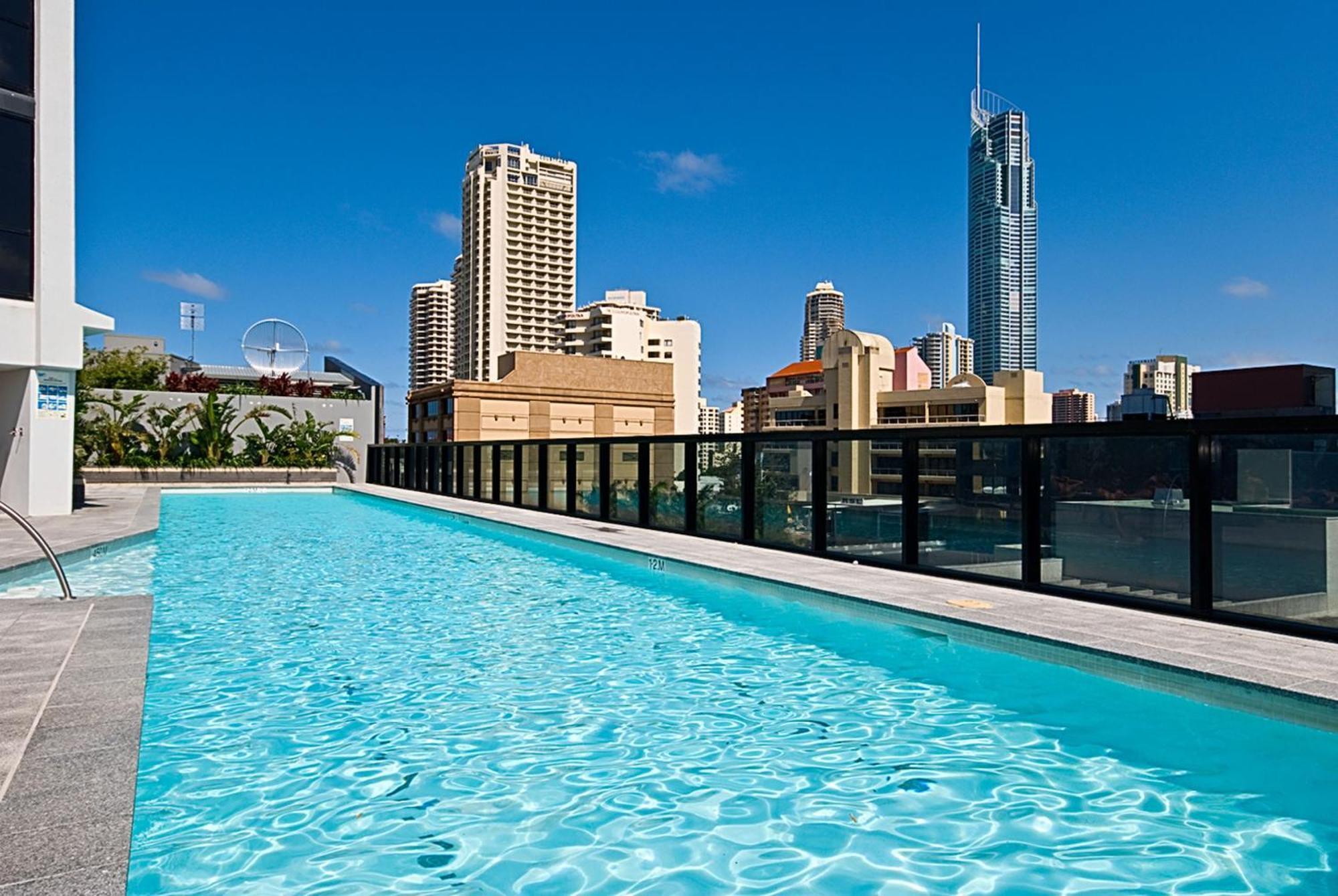 5 Bedroom Executive Sub Penthouse In The Heart Of Surfers With Full Ocean Views - Sleeps 12 - Circle On Cavill Amazing!! Гоулд Коуст Екстериор снимка